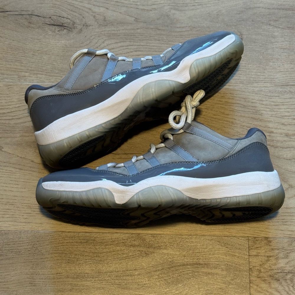 Men's Gray Sneakers
